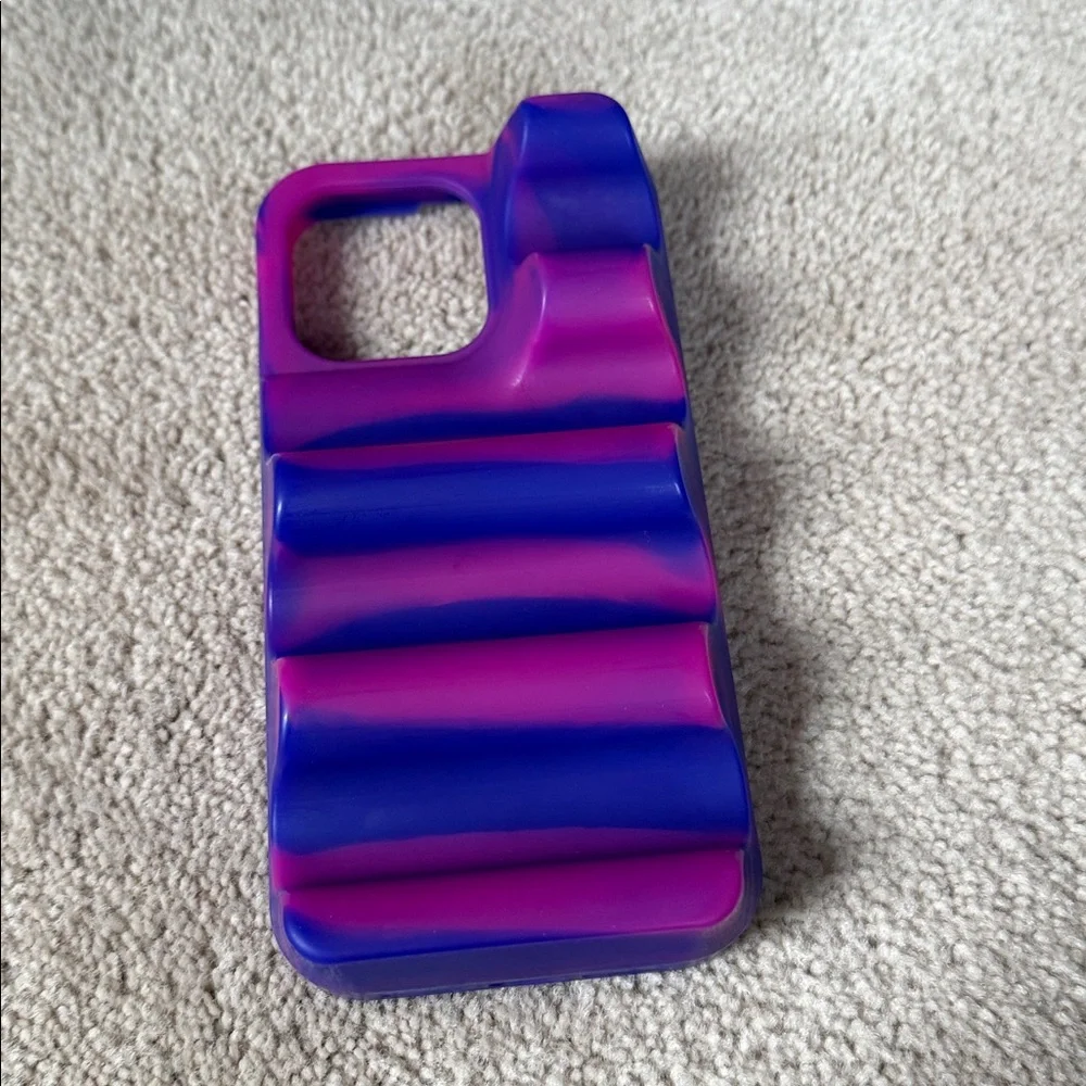 Bailey Hikawa iphone 14/15/16 pro max case